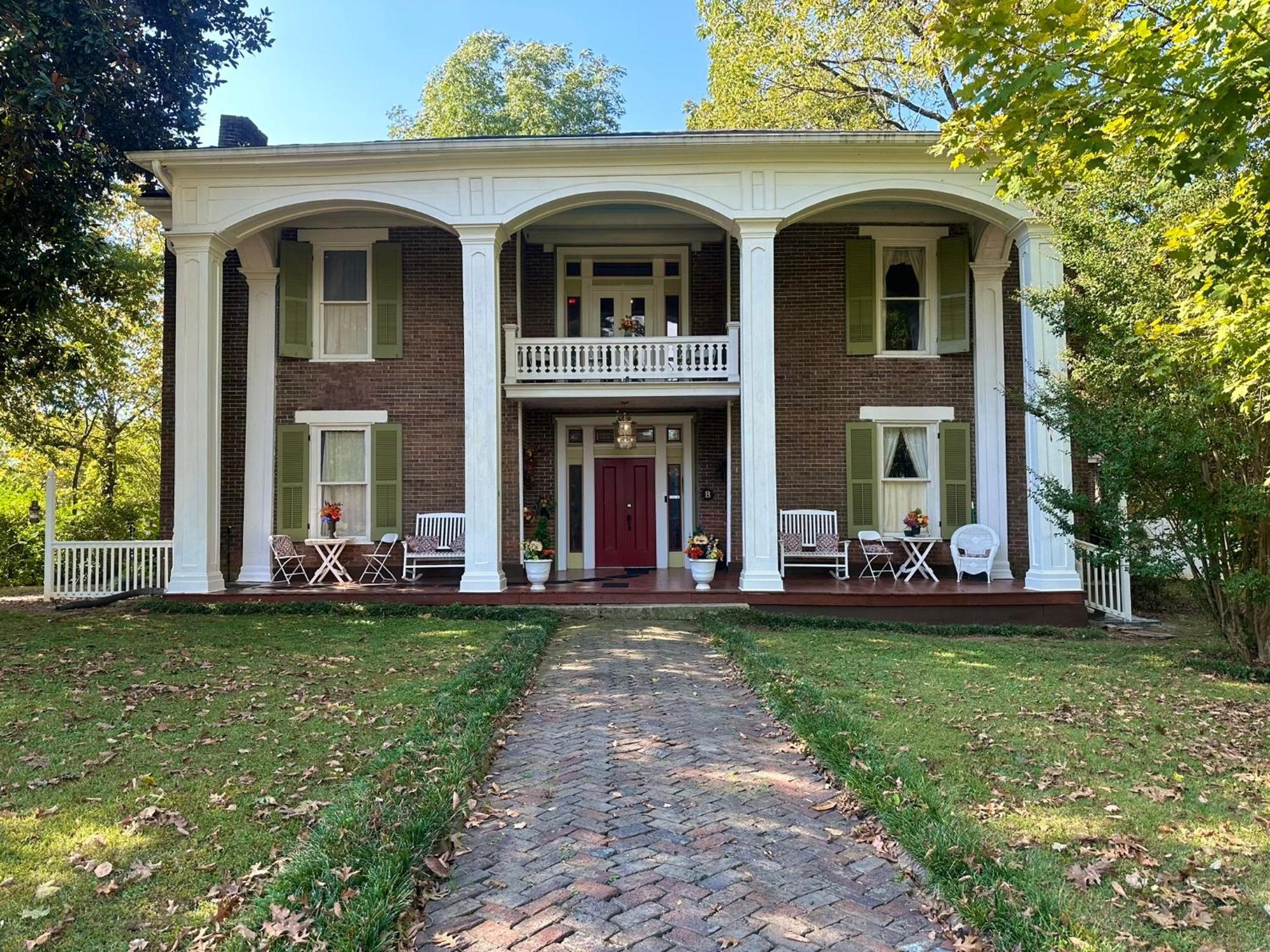 Belmont Inn Shelbyville Exterior photo
